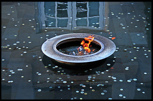 Вечный огонь, eternal flame, Австралийский военный мемориал, Australian War Memorial, Канберра, Canberra, Австралийская столичная территория, ACT, Австралия, Australia