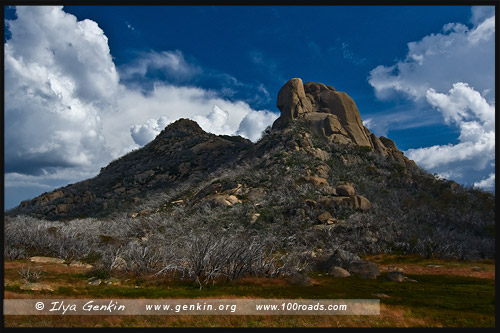 The Cathedral, вид с дороги, Национальный парк Горы Баффало, Mt Buffalo NP, Виктория, Victoria, Австралия, Australia