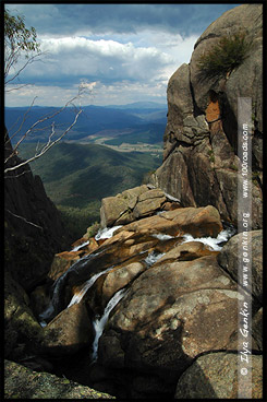 Водопад Кристал Брук, Crystal Brook Falls, Национальный парк Горы Баффало, Mt Buffalo NP, Виктория, Victoria, Австралия, Australia