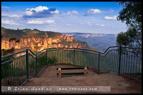 Три сестры, Three Sisters, Видова точка Хохлатый орёл, Eagle Hawk Lookout, Катумба, Katoomba, Голубые Горы, Blue Mountains, Новый Южный Уэльс, NSW, Австралия, Australia