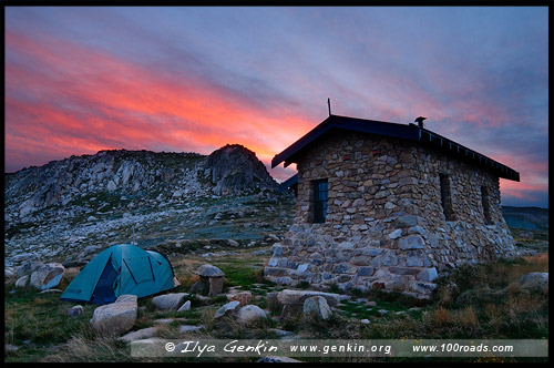 Хижина Симанса, Seamans Hut, Национальный Парк Костюшко, Kosciuszko National Park, Снежные Горы, Snowy Mountains, Новый Южный Уэльс, New South Wales, NSW, Австралия, Australia