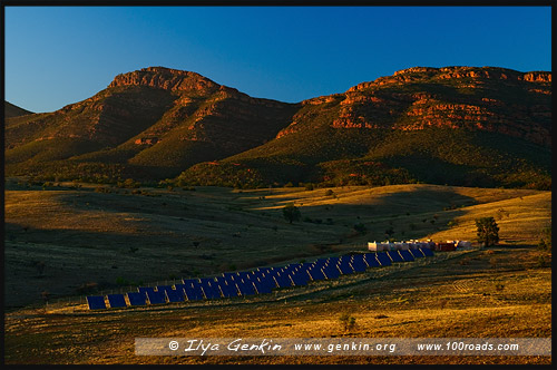 Солнечной электростанция, Solar Station, Вилпена Поунд, Wilpena Pound, Северная цепь гор Флиндерс, Northern Flinders Ranges, Аутбек, Аутбэк, Outback, Южная Australia, South Australia, Австралия, Australia