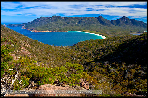 Залив Бокала, Wineglass Bay, Полуостров Фрейсине, Freycinet Peninsula, Тасмания, Tasmania, Австралия, Australia