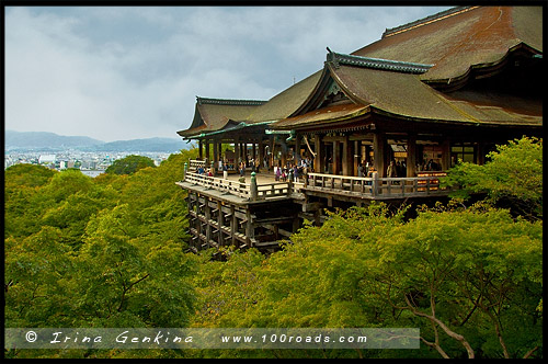 Главный Зал, Hon-Do, 本堂, Киёмидзудэра, Kiyomizu-dera, 清水寺, Хигасияма, Higashiyama ,東山区, Киото, Kyoto, 京都市, Кансай, Kansai, 関西地方, Хонсю, Honshu Island, 本州, Япония, Japan, 日本