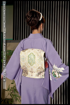 Кимоно Шоу, Kimono Show, кимоно, 着物, kimono,  Текстильный Центр Нисидзин, Nishijin Textile Center, Nishijin-Ori Kaikan, 西陣織会館, Камигё-ку, Kamigyo-ку, 上京区, Киото, Kyoto, 京都市, регион Кансай, Kansai, Хонсю, Honshu Island, 本州, Япония, Japan, 日本