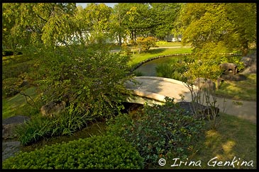 Фрагмент Летнего сада, Natsuki-no-niwa, Сад Кокоен, Koko-en Garden, Химедзи (Himeji), Ярония, Hyogo Prefecture, Kansai Region, Honshu Island, Japan