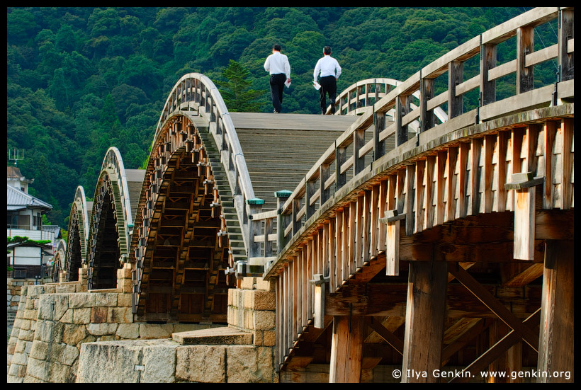 Ивакуни (Iwakuni) - Мост Кинтай-Кьё (Kintai-kyo)