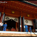 Вход в зал Санбуцудо, Sanbutsudo, Ринно-дзи, Rinno-ji Temple, 輪王寺, Никко, Nikko, 日光, Регион Канто, Kanto Region, 関東地方, Хонсю, Honshu Island, 本州, Япония, Japan, 日本