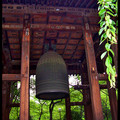 Большой колокол (Daibonsho), 鐘楼堂, Зодзё-дзи, Zojo-Ji Temple, 三縁山増上寺, Токио, Tokyo, 東京, Регион Канто, Kanto Region, 関東地方, Хонсю, Honshu Island, 本州, Япония, Japan, 日本