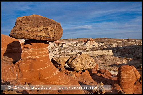 Пария Римрокс, Грибовидные Худу, Paria Rimrocks, Toadstool Hoodoos, Пейдж, Page, Аризона, Arizona, США, USA, Америка, America