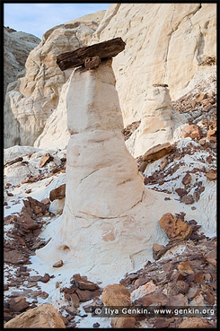 Пария Римрокс, Грибовидные Худу, Paria Rimrocks, Toadstool Hoodoos, Пейдж, Page, Аризона, Arizona, США, USA, Америка, America